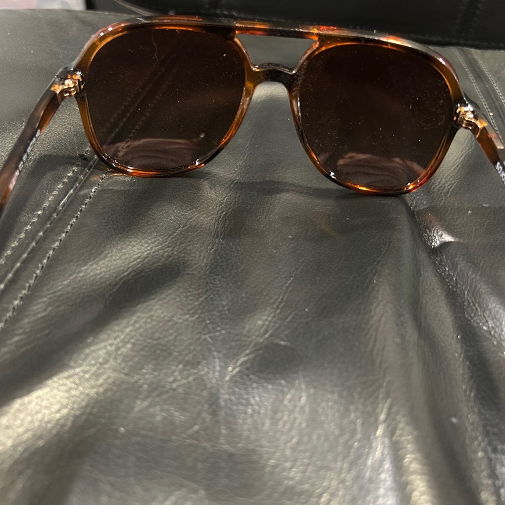 Sojos Tortoise Shell Sunglasses - image 8